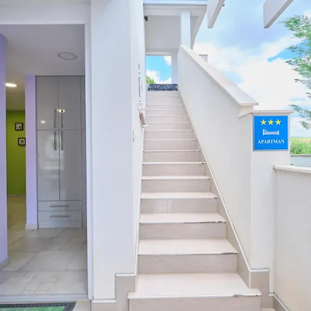 Sunshine Τρογκίρ