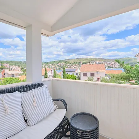 Apartment Sunshine Trogir