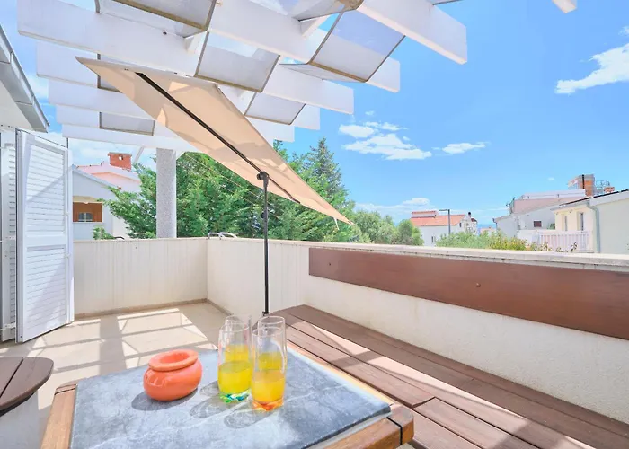 Sunshine Apartment